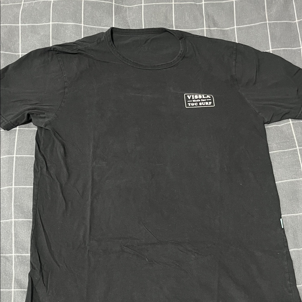 VISSLA Men's Classic Black Tee